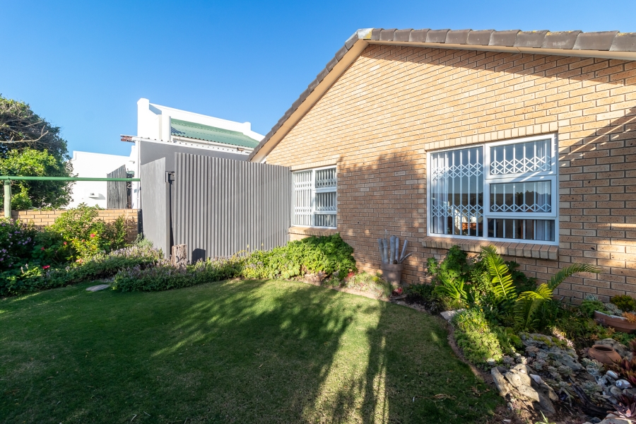 3 Bedroom Property for Sale in Cannon Rocks Eastern Cape